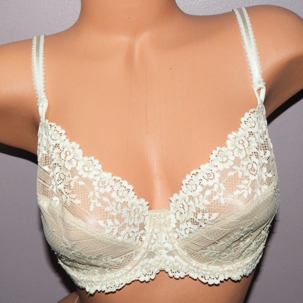 36C Wacoal Lace Bra Underwire Ivory Nude Beige